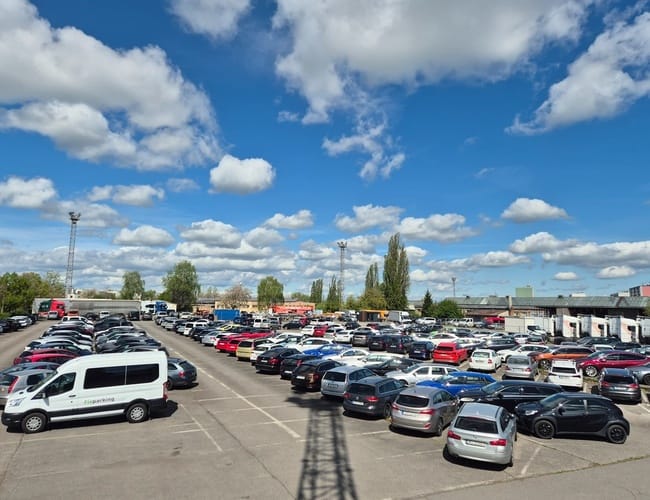 FixParking - parking lotnisko Praga Václava Havla (PRG) - zdjęcie 5