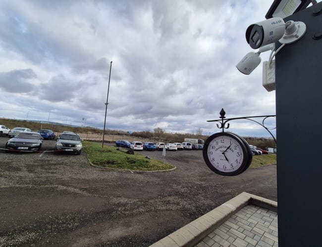 HostParking - parking lotnisko Praga Václava Havla (PRG) - zdjęcie 6