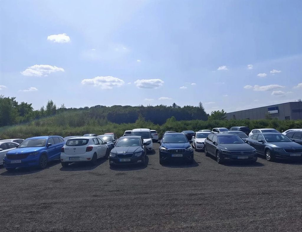 Parking Buštěhrad U Letadla - lotnisko Praga (PRG) - zdjęcie 6