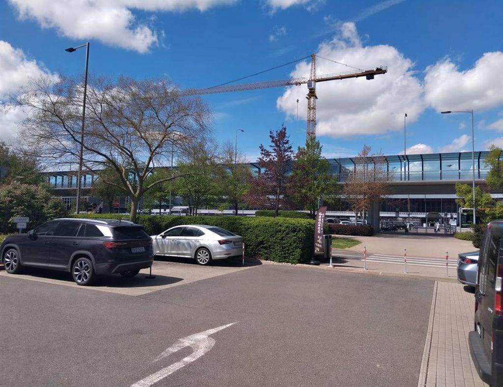 PRG Parking - lotnisko Praga Václava Havla (PRG) - zdjęcie 4